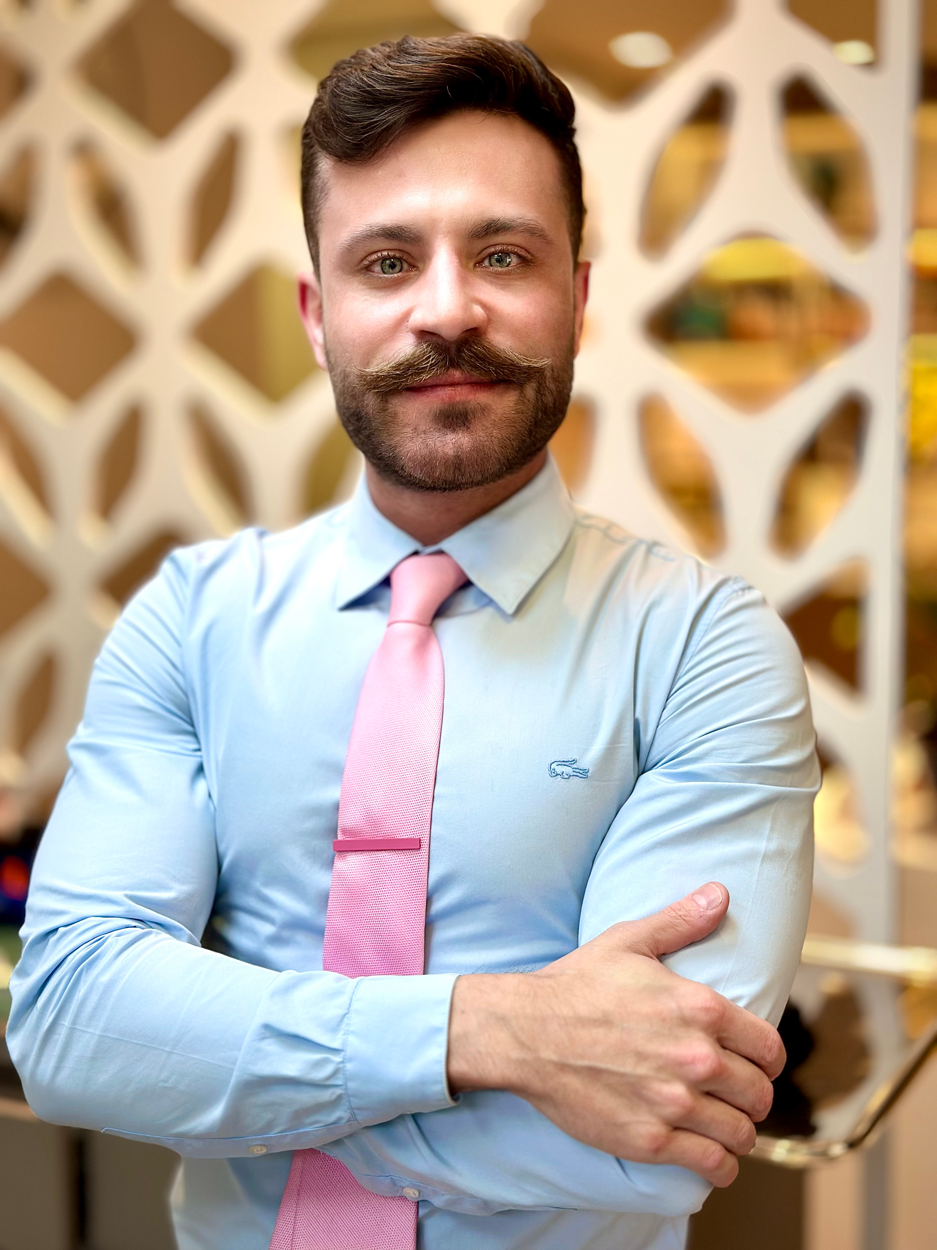 Dr. Guilherme Valério Médico Dermatologista